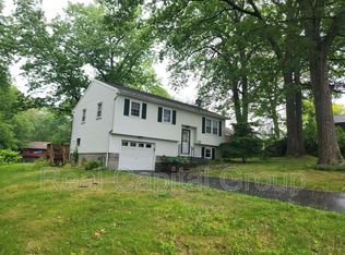 44 Upper Hillcrest Ave, Albany, NY 12203