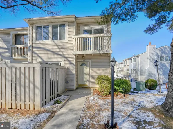 7900 Bentley Village Dr #11B, Springfield, VA 22152