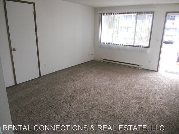 4th image of 1405 E Beacon Ave APT 13