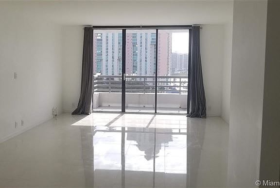 3rd image of 3300 NE 191st St APT 1417
