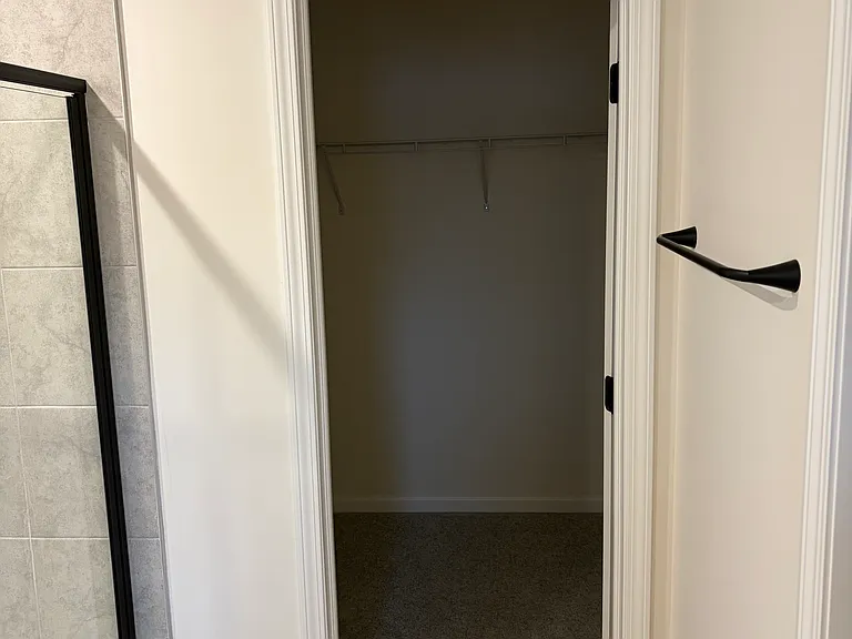 24504 W Kroll Dr — Photo 11