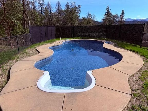 4th image of 7774 Riverbanks Rd