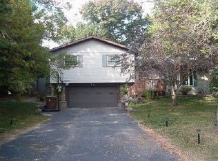 856 W Oak Ridge Ln, Stevens Point, WI 54481