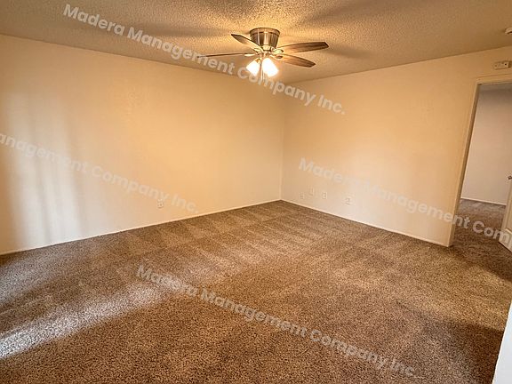 4th image of 300 S B St APT 1