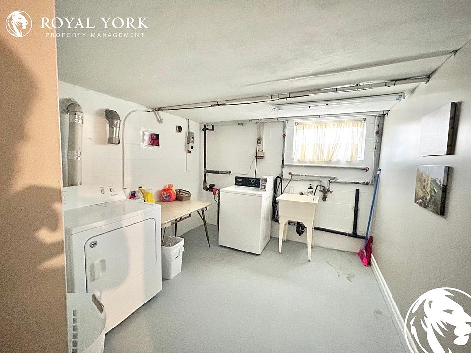 1st image of 805 Marion Ave #4