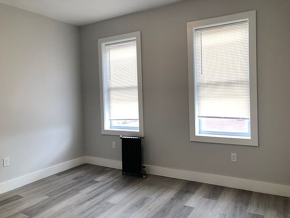 5th image of 943 Pavonia Ave #42E