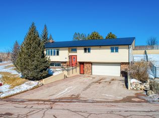 1400 Meadow Ln, Gillette, WY 82718
