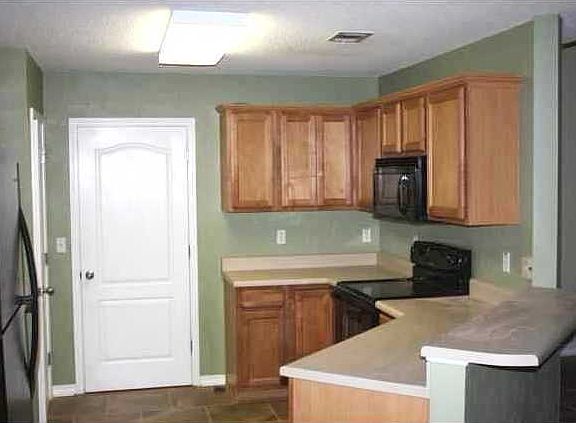 4th image of 1452 Sturbridge Pl