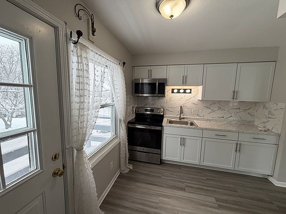 2nd image of 416-22 Boston St #422-4