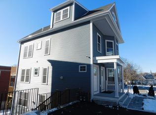 121 Cummins Hwy #2, Boston, MA 02131