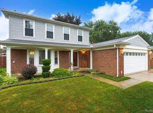 13831 Bathgate Dr, Sterling Heights, MI