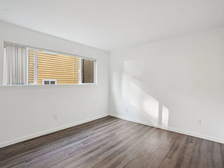 Images Springcreek Apartments — Photo 42