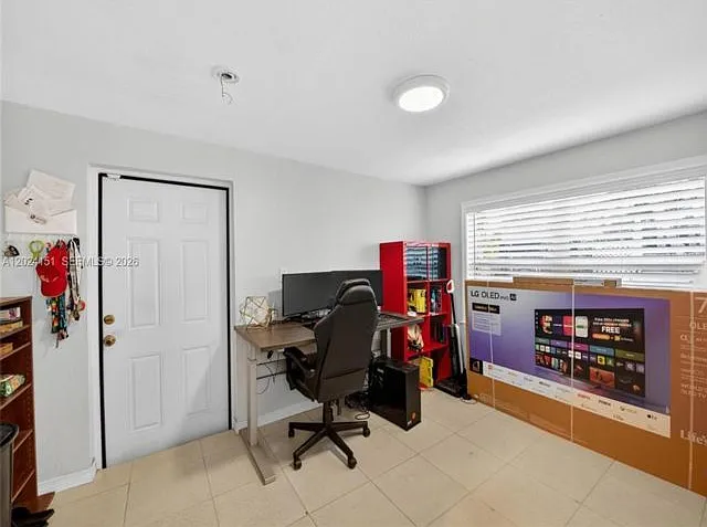 4311 SW 24th St — Photo 15