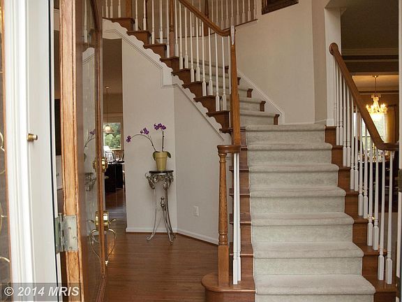 3rd image of 12691 Autumn Crest Dr