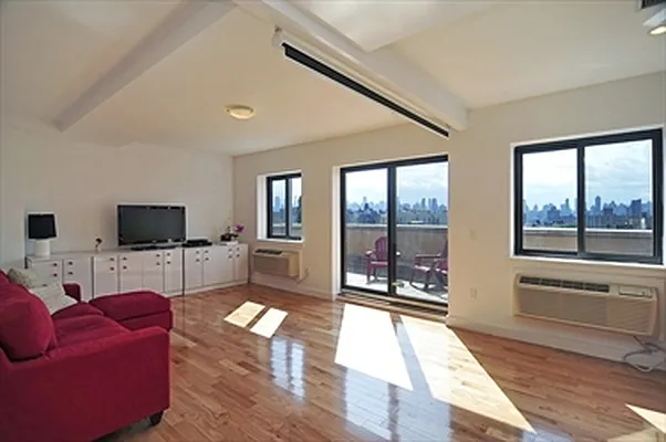 Rented by Citi Habitats | media 55