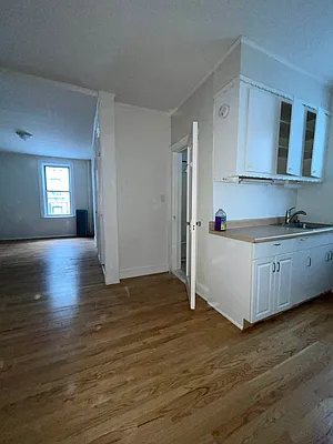 Rented by Sterling Realty Solution Inc | media 10