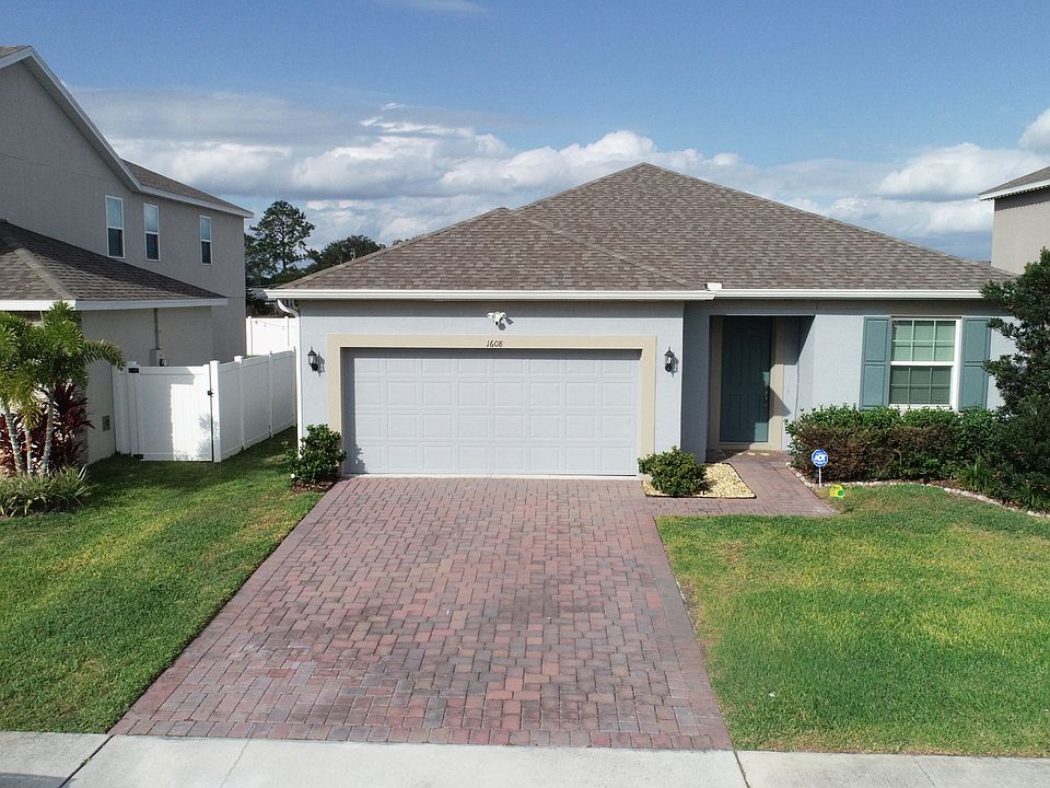 1st image of 1608 Sky Lakes Dr