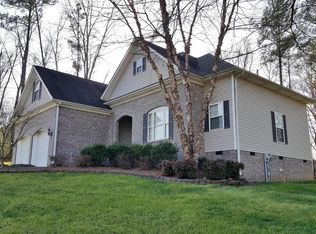 1043 Haven Dr, Dalton, GA 30721