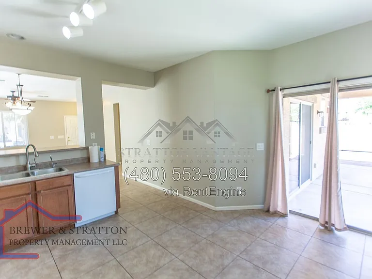 3035 E Dublin St — Photo 9