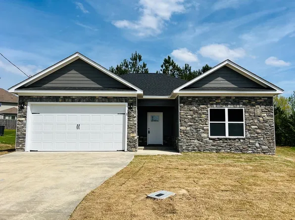 2 Willow Branch Dr, Phenix City, AL 36869