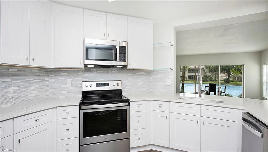 3 bed, 2.0 bath, 1708 sqft, $3,100 — Photo 1
