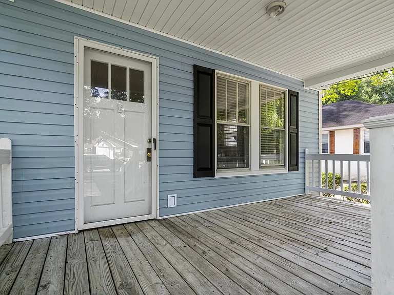 202 S Carolina Dr — Photo 4