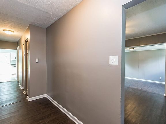2nd image of 410 Douglas Ave