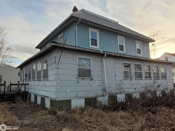 100 Lumberyard Ln, Hayesville, IA 52562