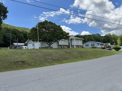 381 Pennsylvania Ave, Rainelle, WV, 25962