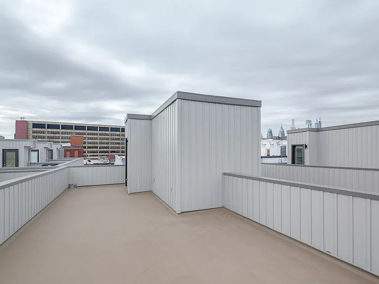 326 Fairmount Ave — Photo 25