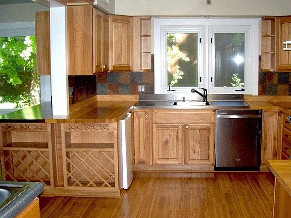 4th image of 316 Hollowood Dr