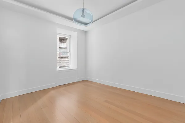 Sold by Corcoran | media 29