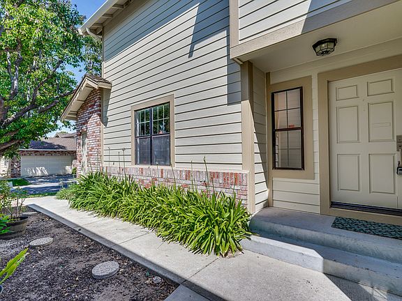 2nd image of 1878 Wembley Ct