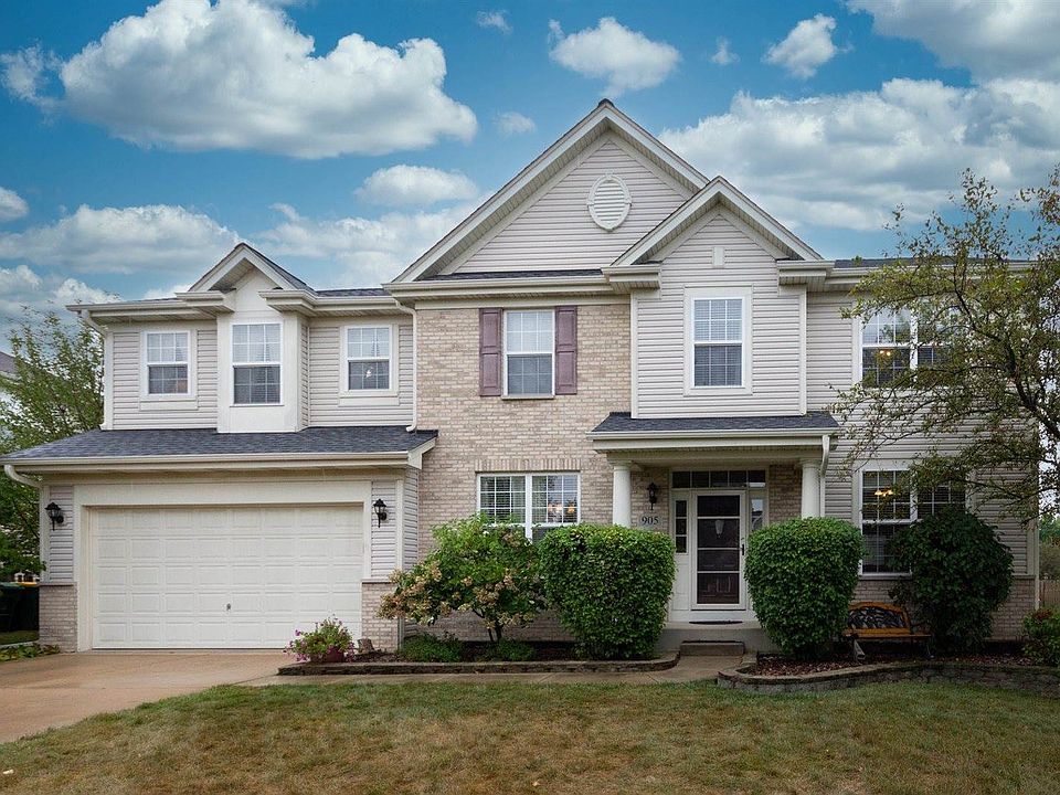 1st image of 905 N Edgewater Ln