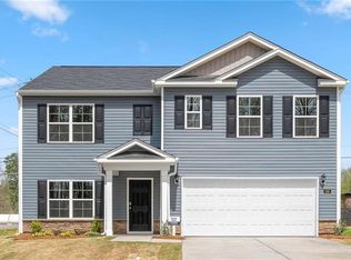 563 Baymeade Dr, Lexington, NC 27295