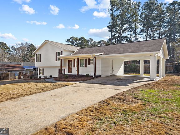 4th image of 2120 Knighton Dr