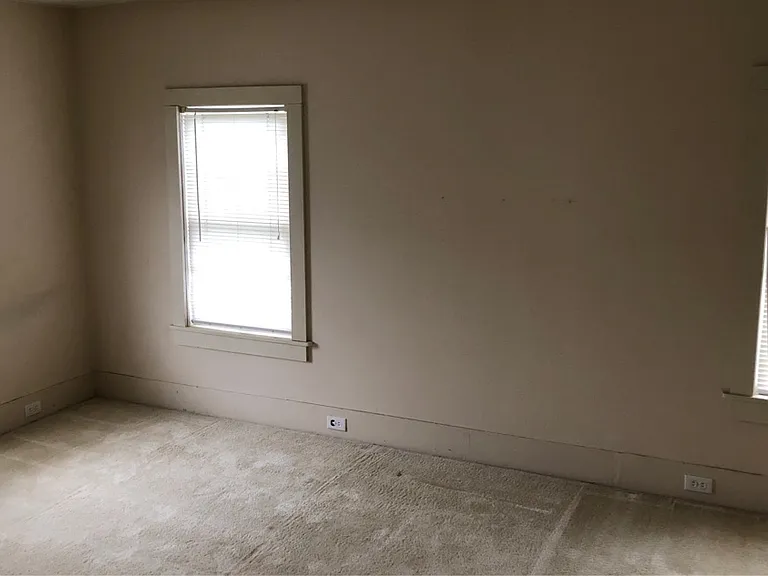 225 Winter Ave — Photo 9