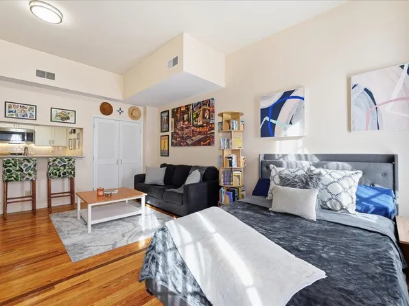 186 Wayne Street image 5 of 35