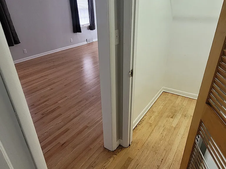 304 N 12th St #2 — Photo 15