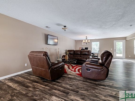 4th image of 37 Holly Springs Circle
