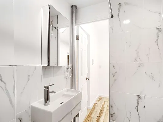 Rented by Union Square Property Management | media 10