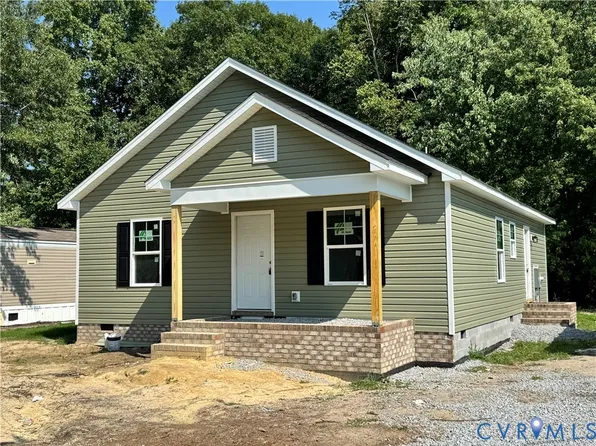 308 New St, Waverly, VA 23890