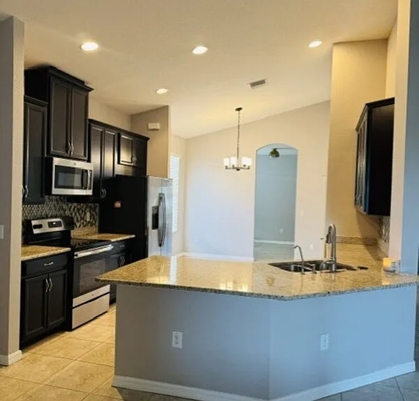 8222 Willow Beach Dr — Photo 5