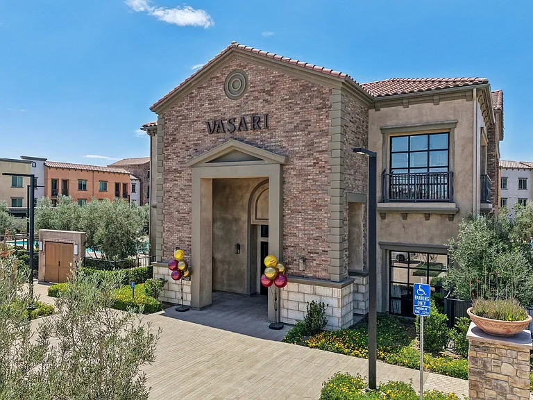 Vasari at Ventana — Photo 90