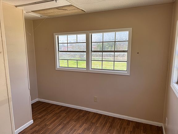 4th image of 5020 Charter Oak Dr #13
