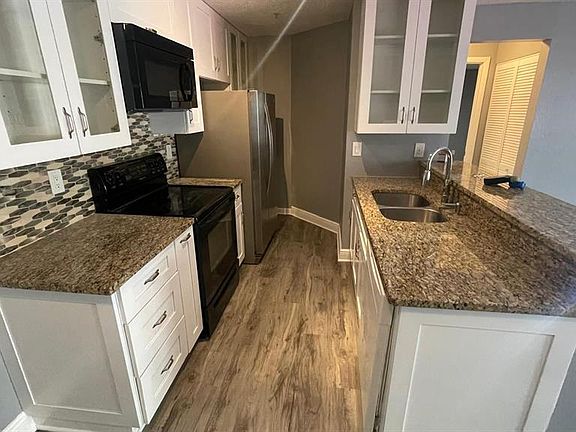 5th image of 629 Dory Ln Unit 204