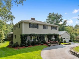 17 Catamount Rd, Tewksbury, MA 01876