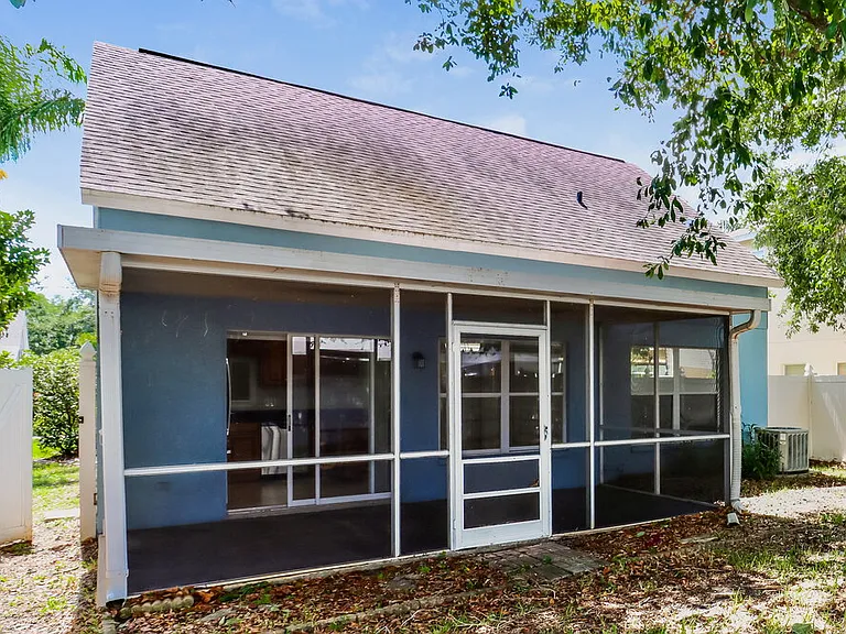 1806 Horsechestnut Ct — Photo 17