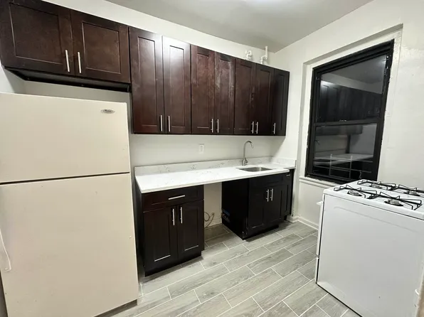 21-38 35th Street image 1 of 11