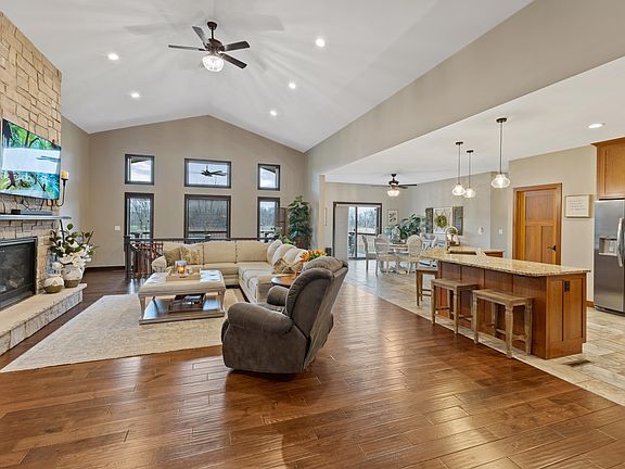 2nd image of 4311 Bryant Dr